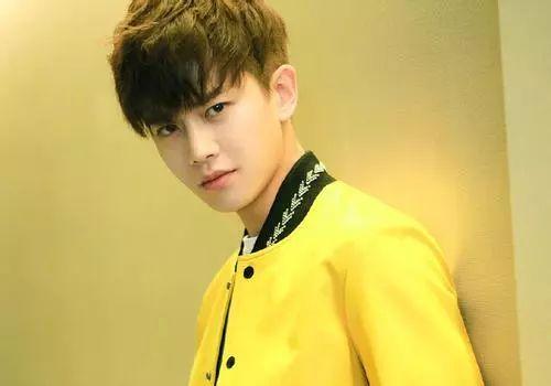 任嘉伦李宇春最新爆料,揭秘娱乐圈幕后真相！